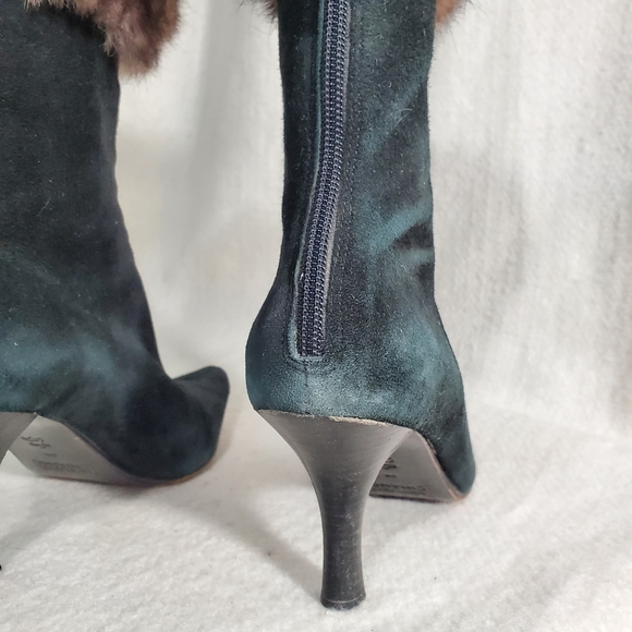 Arturo Chiang Suede and Fur boots - Picture 6 of 9